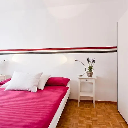 Apartament Junior Suite-8 By Interhome