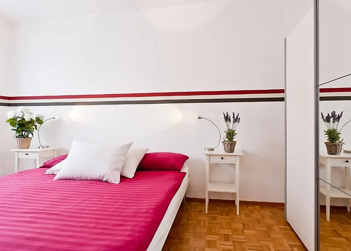 Apartment Junior Suite-8 By Interhome